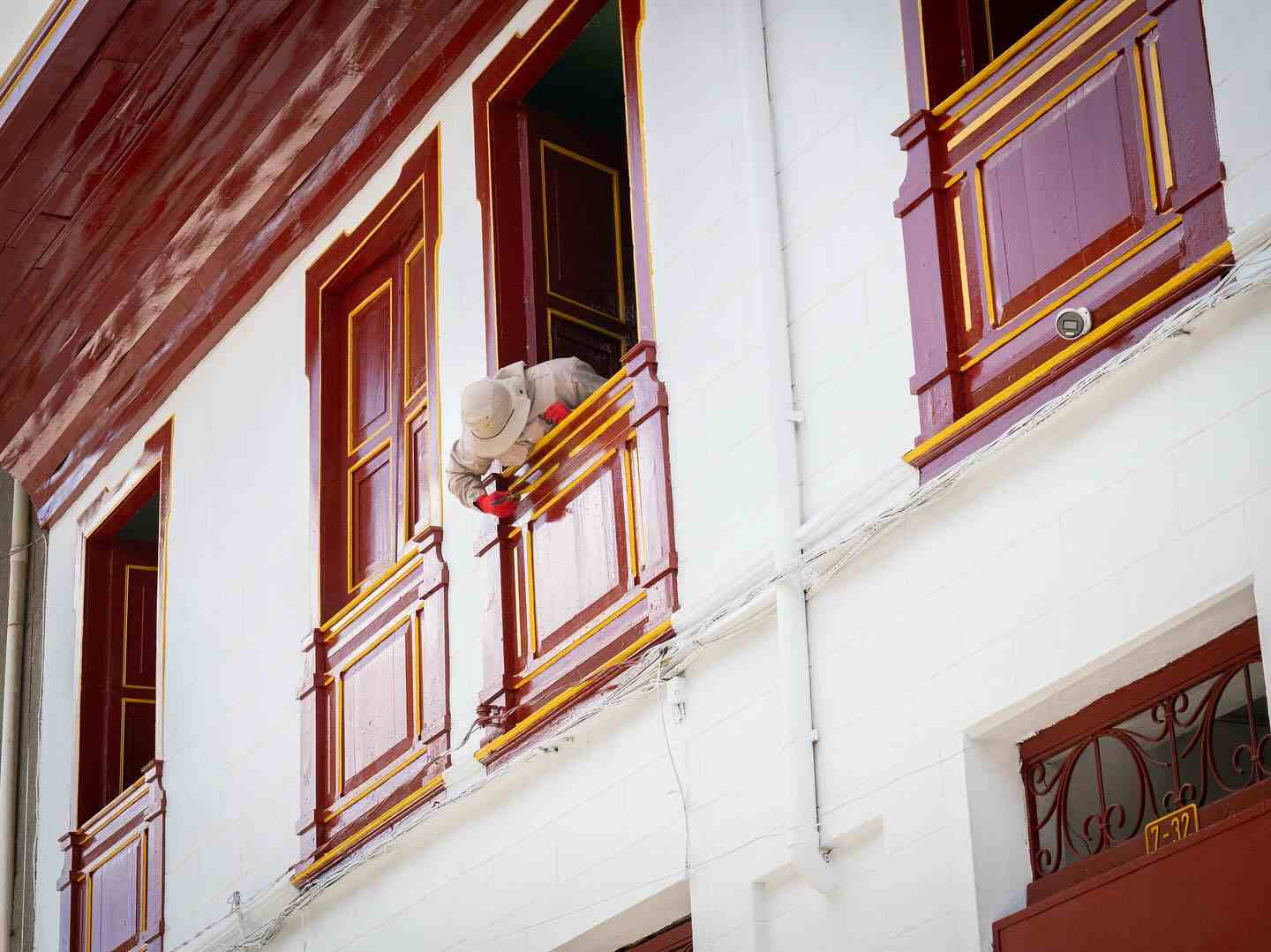 Avanza el mantenimiento y embellecimiento de edificios públicos en Sonsón