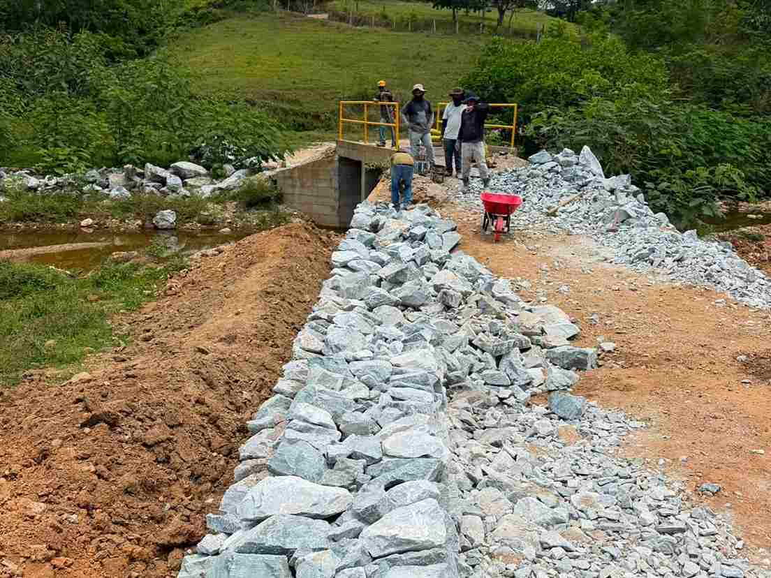 Sonsón Está en Obra: avanzan trabajos para fortalecer la seguridad del box culvert en La Linda
