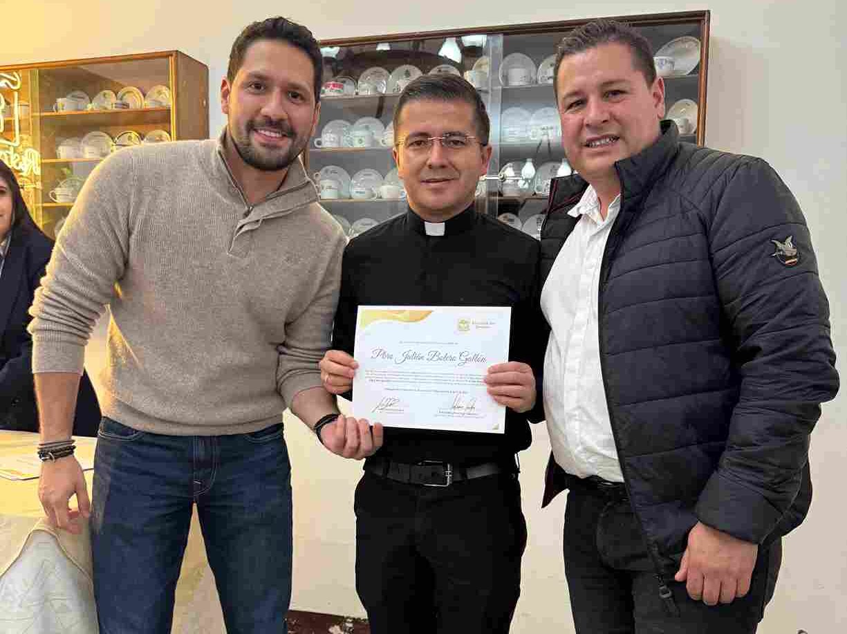 El premio que recibió Juan Diego Zuluaga de Alcalde Solidario e Incluyente de Colombia es de todos los sonsoneños