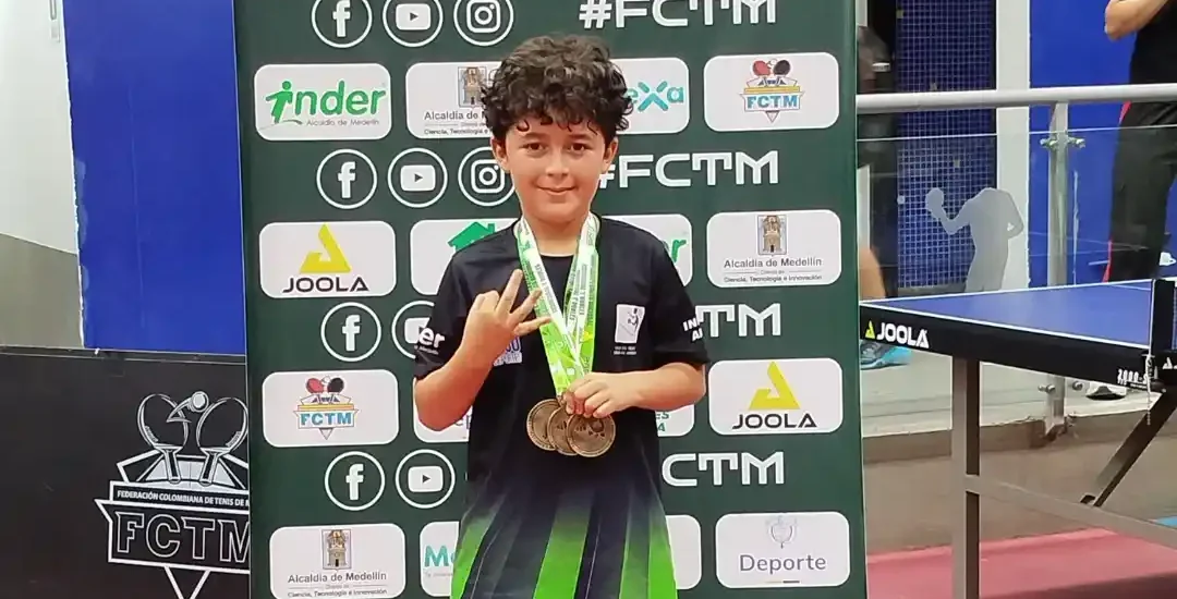 Jerónimo Jiménez volvió a hacer historia en el tenis de mesa