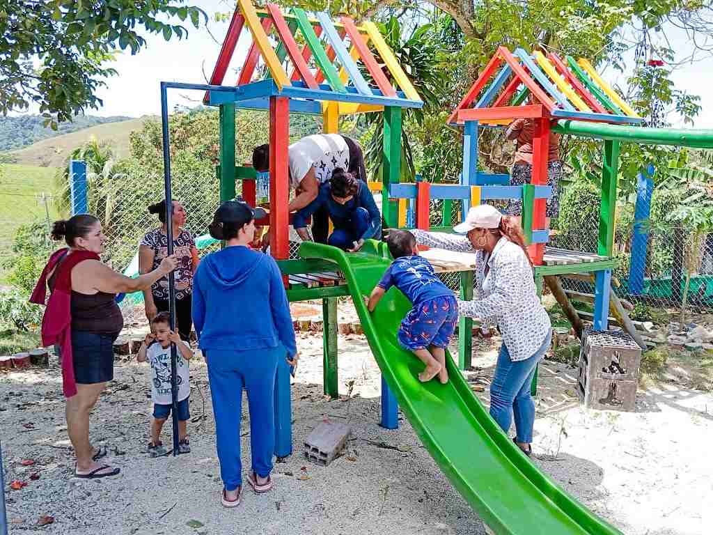 Recuperamos parque infantil en el corregimiento de La Danta